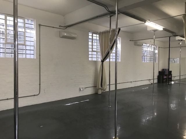 To Let Commercial Property for Rent in Woodstock Western Cape